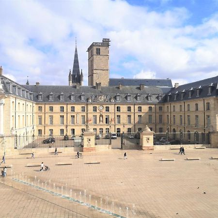 Le Dentan, Au Centre Historique De Dijon Appartement Buitenkant foto